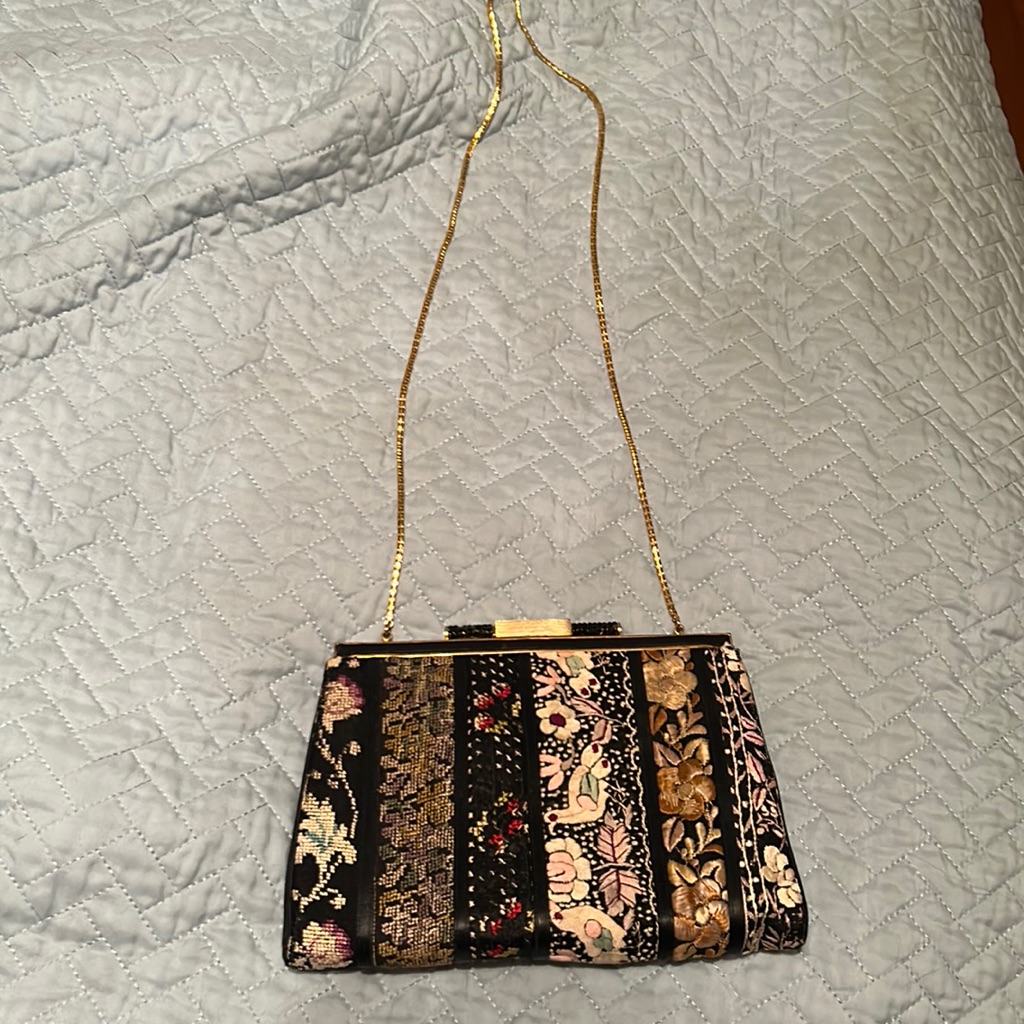 Very Rare Find, Vintage Judith Leiber Embroidery Bag
